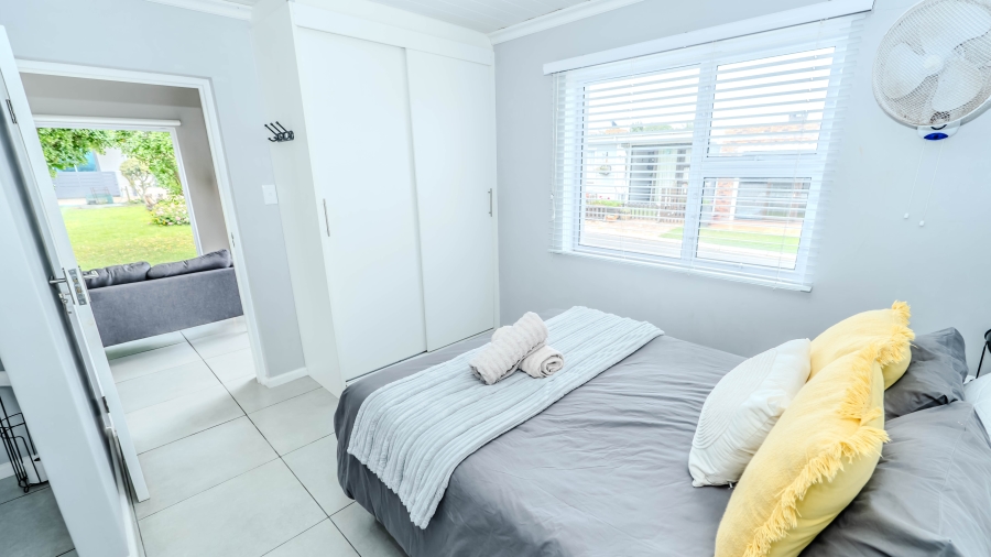 2 Bedroom Property for Sale in Pearly Beach Western Cape